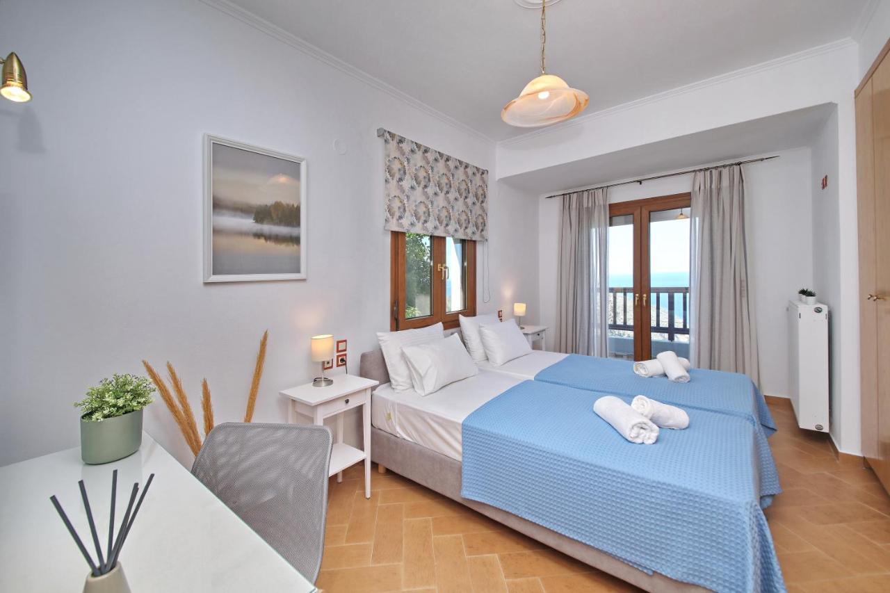 Villa Margini, Aegean Views , Pool Villa, Skopelos Buitenkant foto